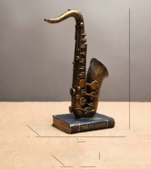 Saxophone Figurine_zzam main